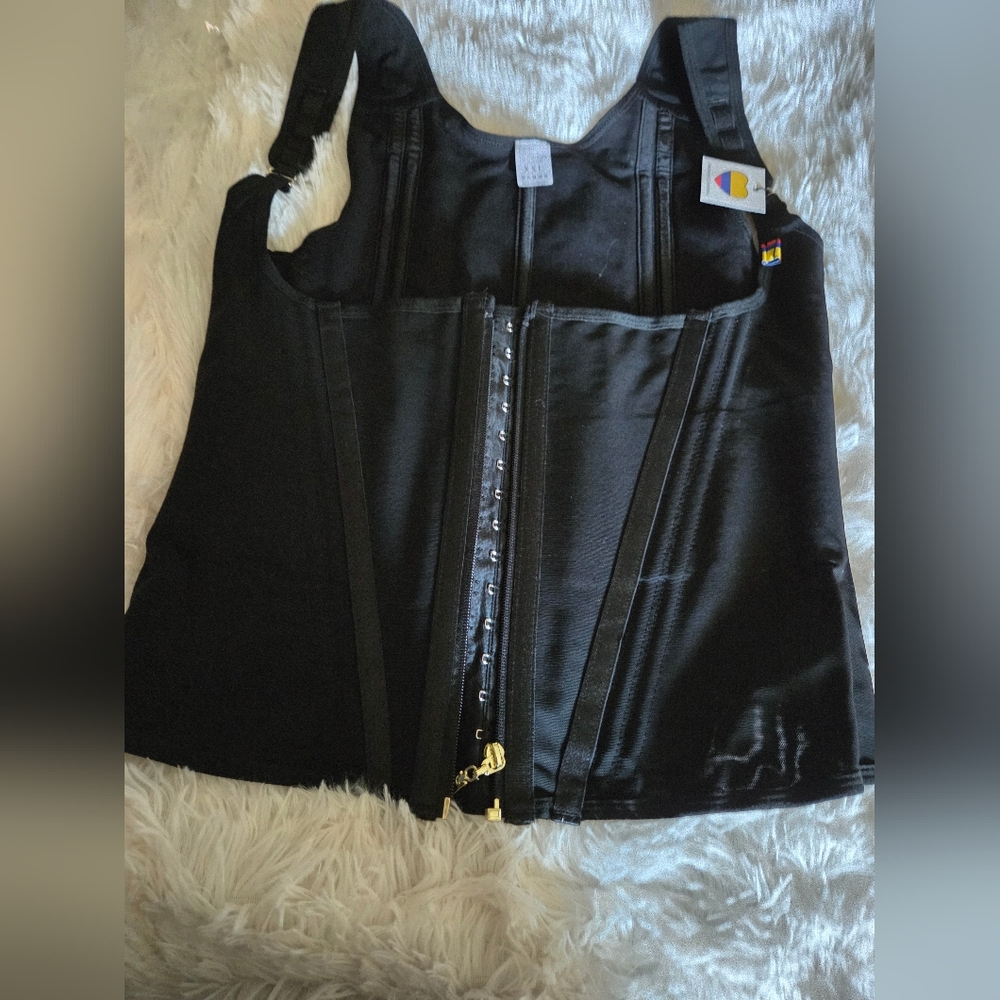 Black Front-Zip Shapewear Vest